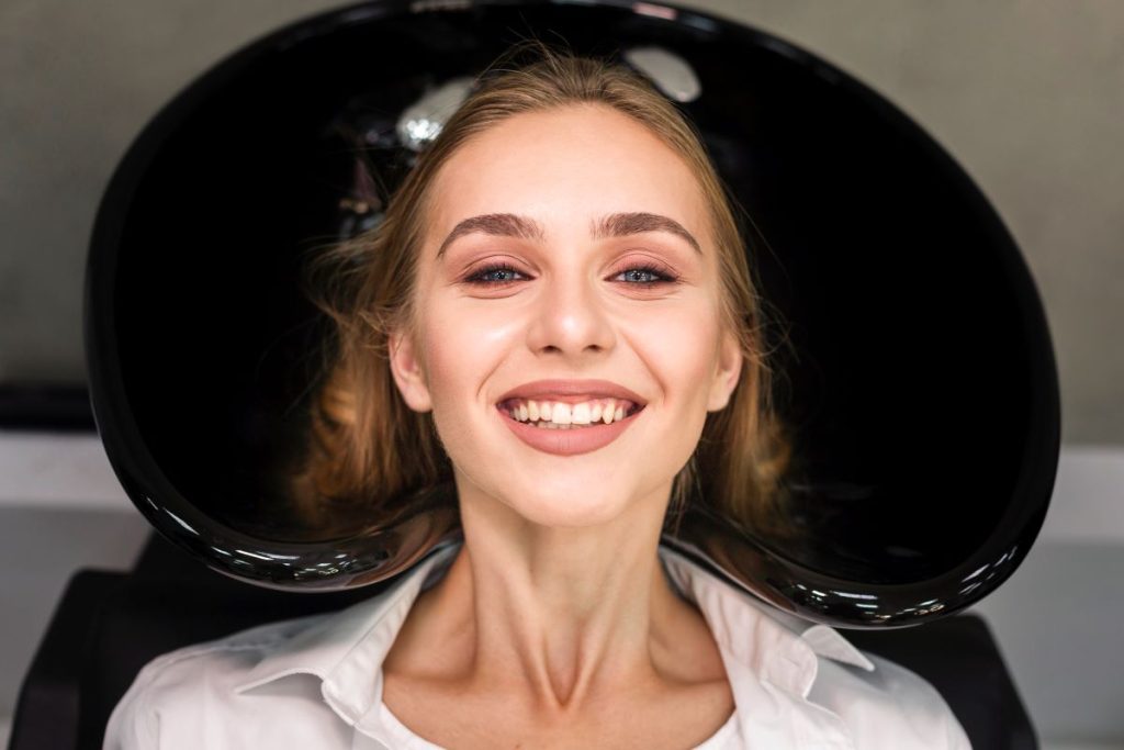 Стоматологические виниры в Турции 2025