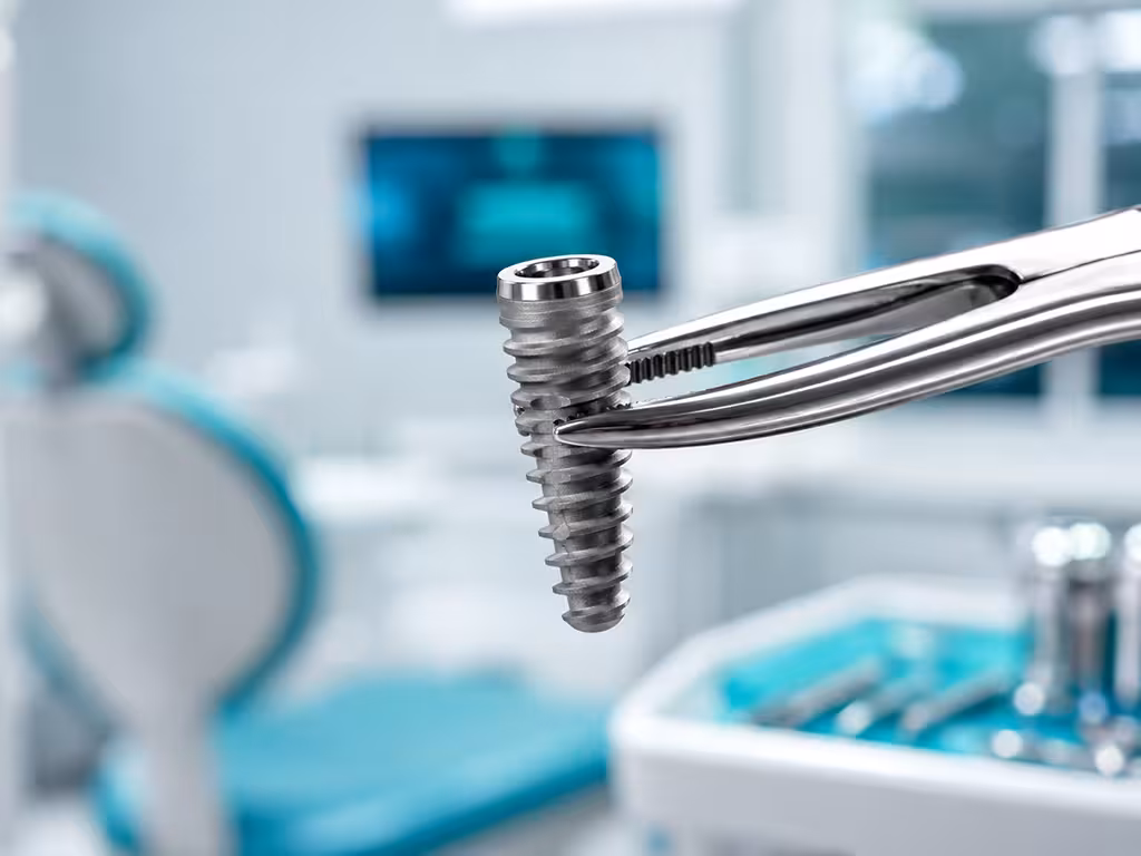 Straumann dental implant system used at Healthio Turkey dental clinic Antalya